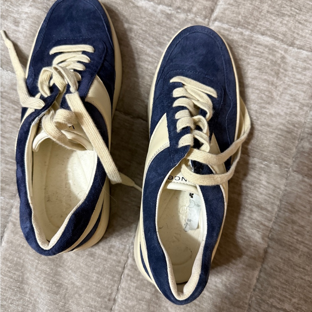 New! Vince Navy and off white suede sneakers 6 1/2